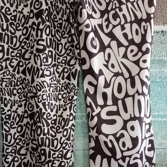 'Lisa Says Gah'    Size 6 tts. NEW WITH TAGS  Lyric Print  Beatles  70's Peace - Picture 15 of 15